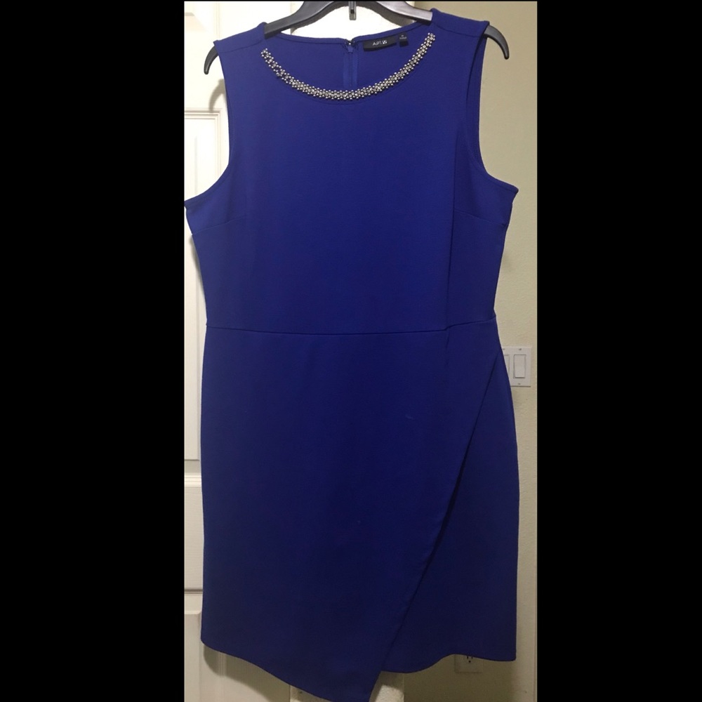 It’s a nice blue dress